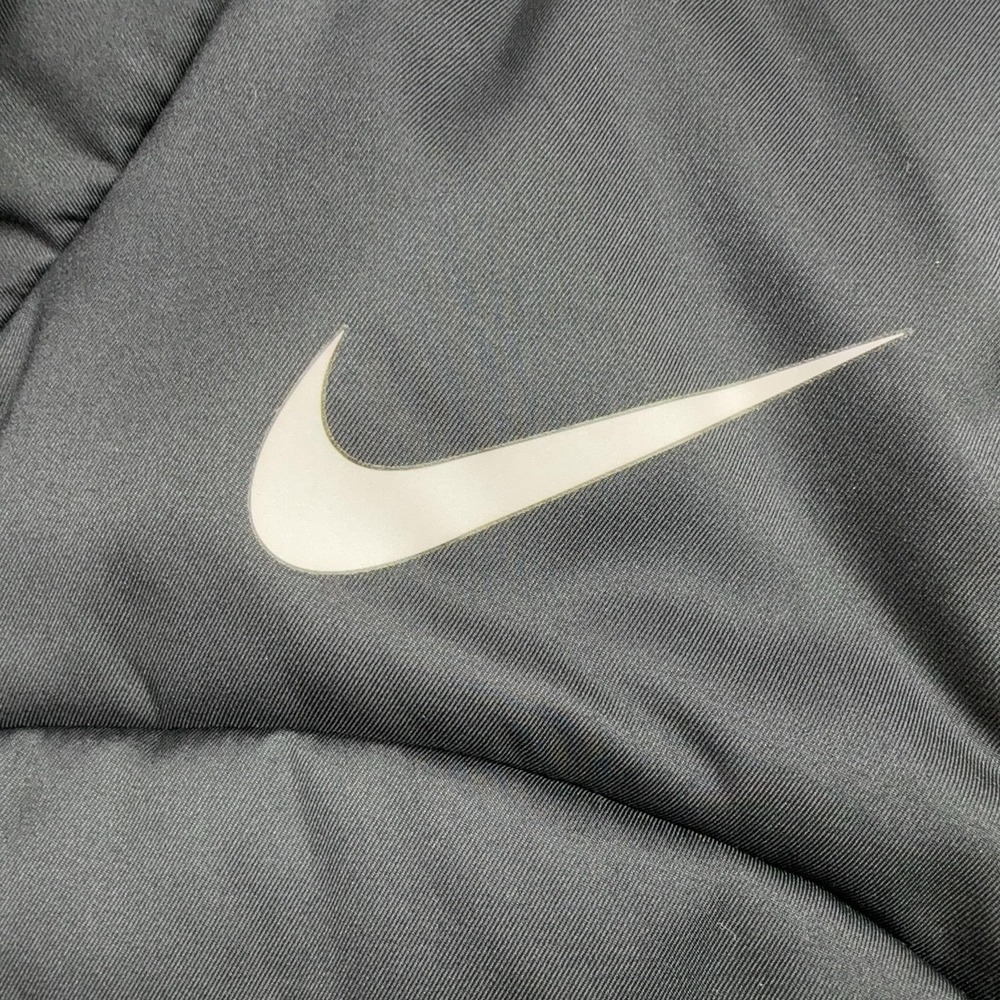 Nike Puffer Vest Womens S Black Insulated Quilted Polyester Lined Collared Short - Picture 4 of 13
